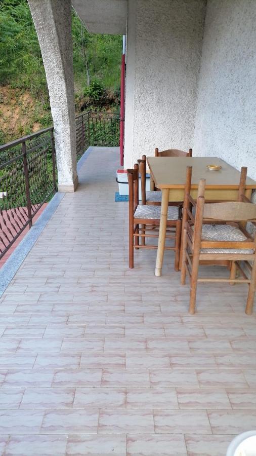 Casa Vacanze "Ellen" Bianchi Exterior foto