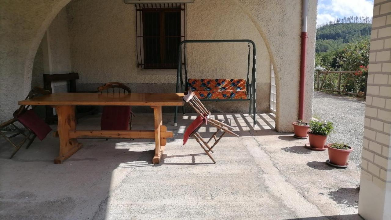 Casa Vacanze "Ellen" Bianchi Exterior foto